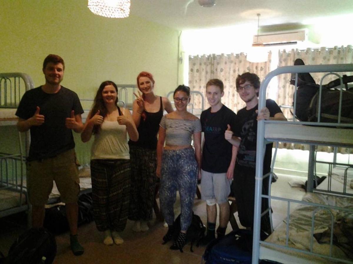 קוטה קינבלו Akinabalu Youth Hostel מראה חיצוני תמונה