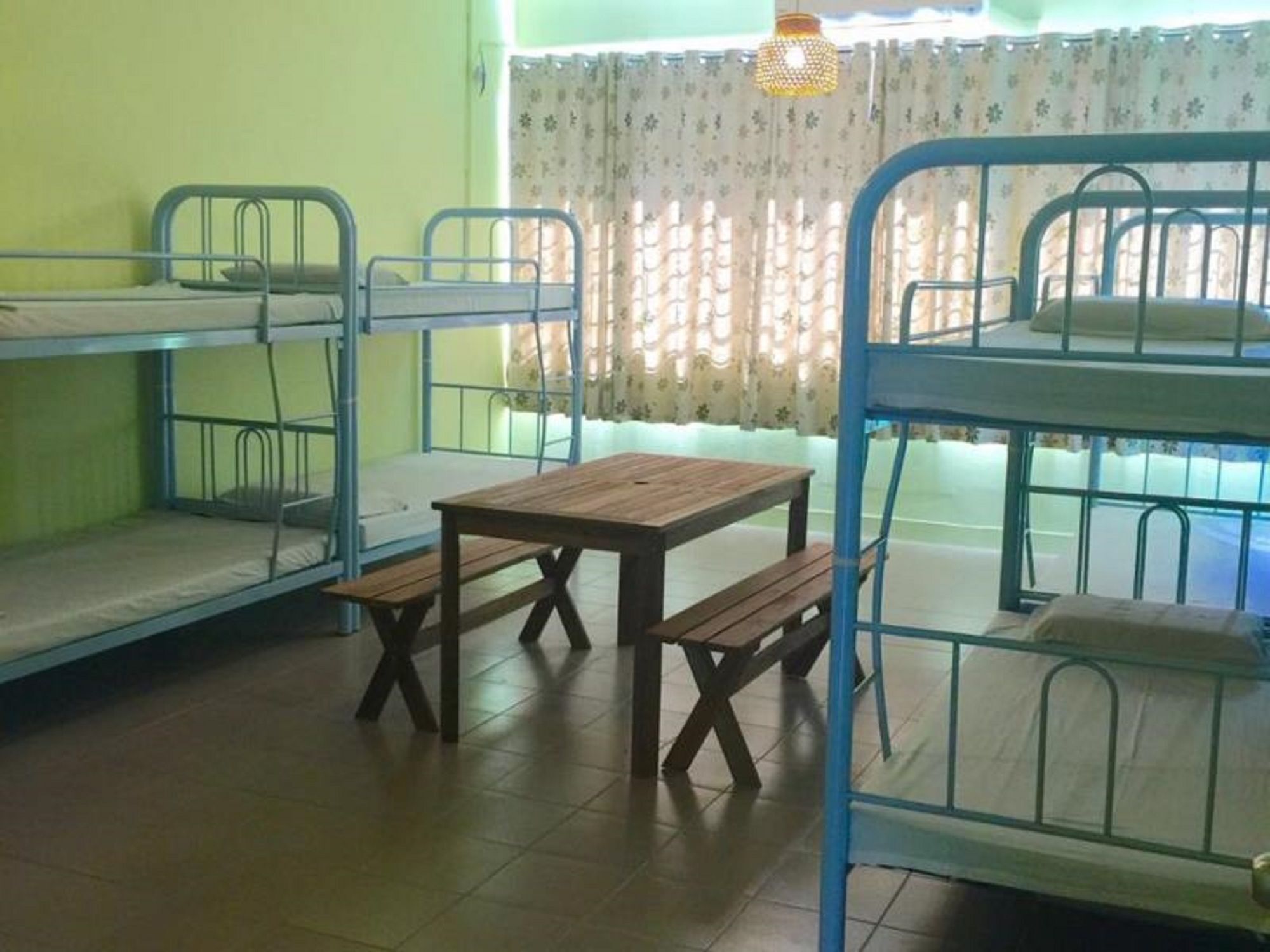 קוטה קינבלו Akinabalu Youth Hostel מראה חיצוני תמונה